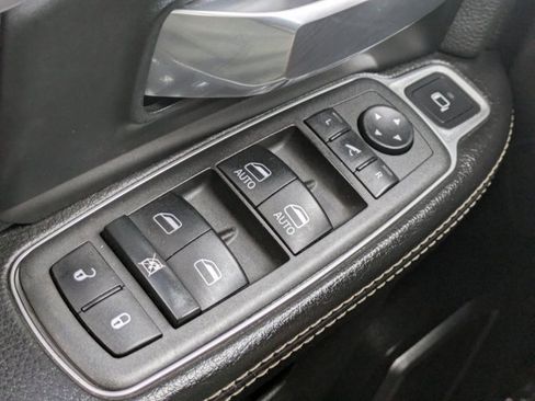 Certified 2022 RAM 2500 Laramie image 20