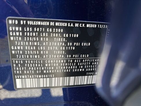 Used 2024 Volkswagen Tiguan SE AWD/4WD image 11