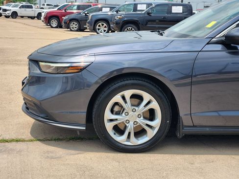 Used 2023 Honda Accord LX image 10