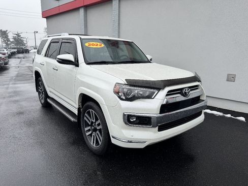 Used 2022 Toyota 4Runner Limited image 4