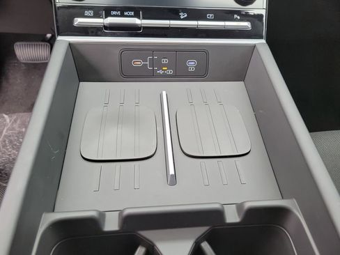 New 2026 Hyundai Santa Fe SE FWD image 32