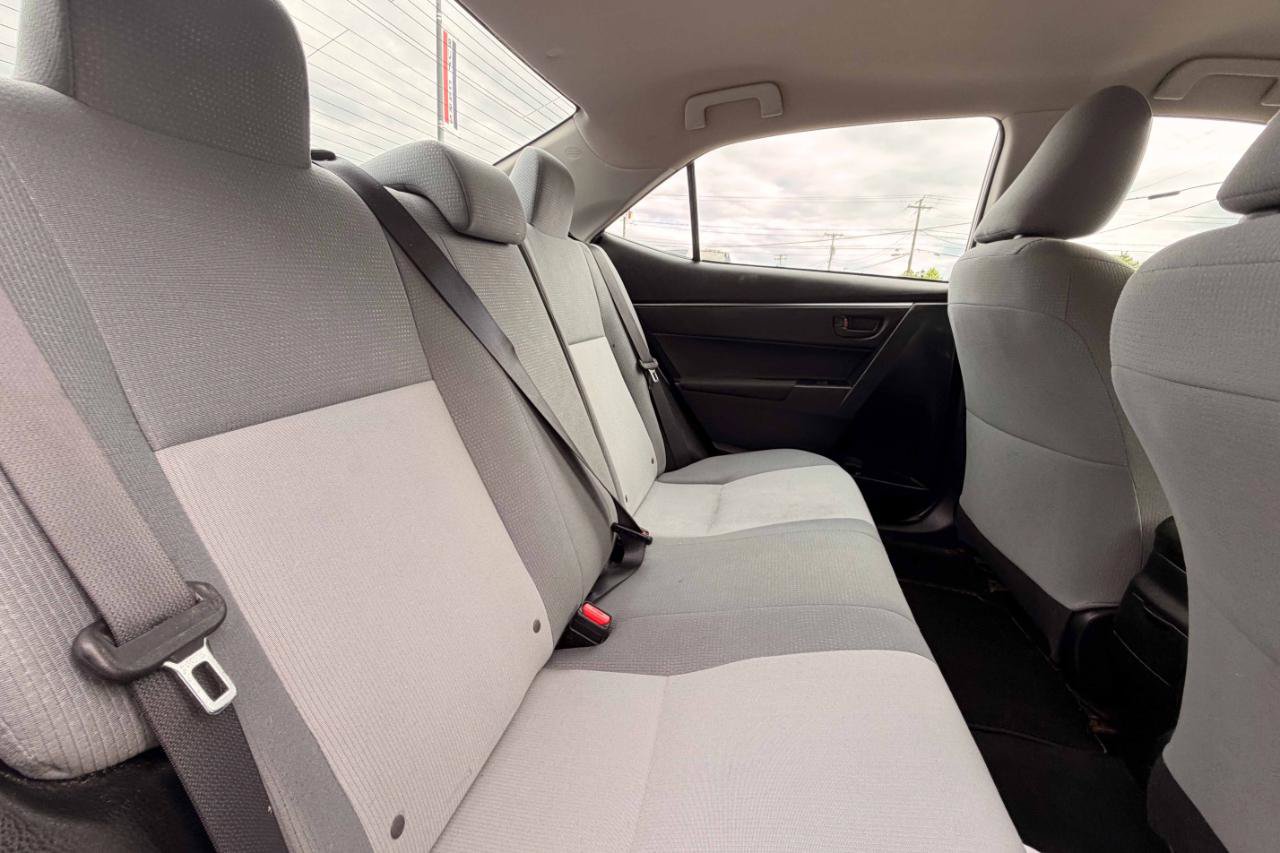 Used 2016 Toyota Corolla L FWD image 18