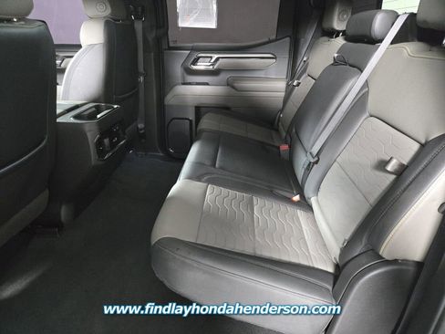 Used 2023 Chevrolet Silverado 1500 ZR2 w/ Technology Package image 11