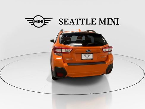 Used 2019 Subaru Crosstrek 2.0i Premium w/ Popular Package #2 AWD/4WD image 9