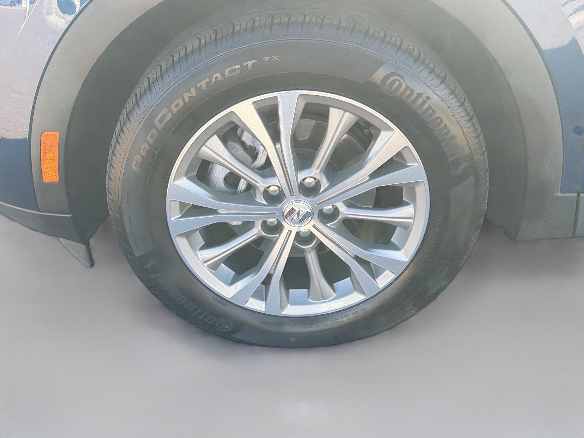 Used 2023 Buick Envision Preferred w/ Premium Seat Package AWD/4WD image 11