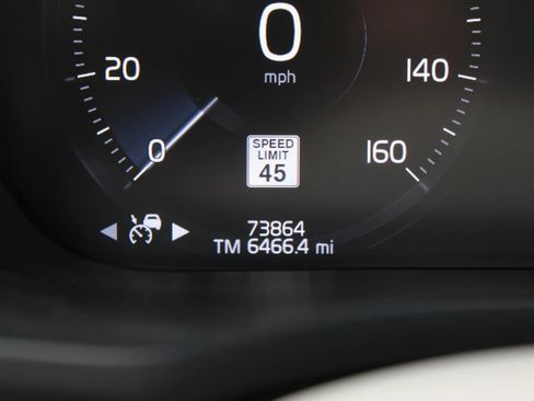 Used 2019 Volvo XC60 T5 Inscription AWD/4WD image 14