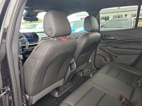 Certified 2025 Chevrolet Trax RS w/ Driver Confidence Package FWD image 10