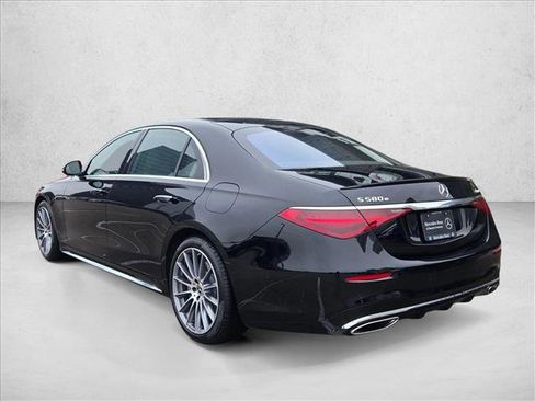 Used 2024 Mercedes-Benz S 580e 4MATIC Sedan image 6