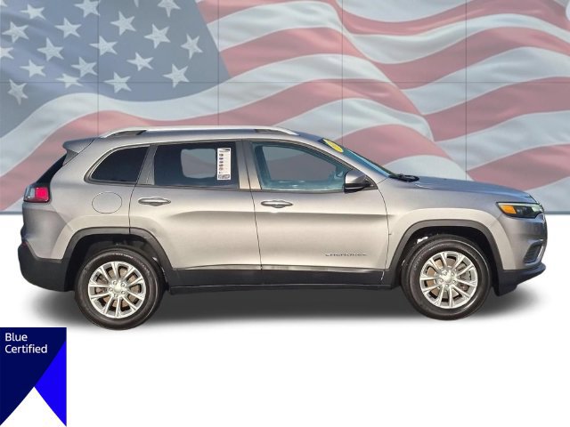 Used 2020 Jeep Cherokee Latitude AWD/4WD image 3