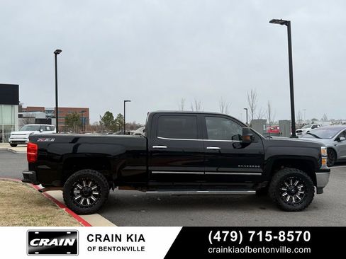 Used 2015 Chevrolet Silverado 1500 LTZ Z71 w/ LTZ Plus Package image 5