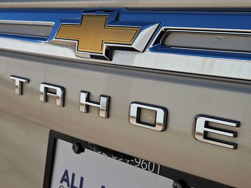 Used 2024 Chevrolet Tahoe Premier AWD/4WD image 12