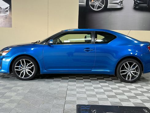 Used 2015 Scion tC image 7
