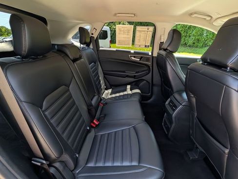 Used 2024 Ford Edge SEL AWD/4WD image 30