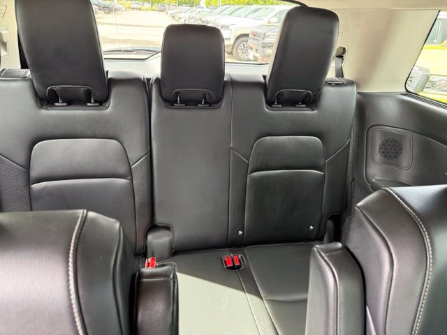 Used 2024 Nissan Pathfinder SL w/ SL Premium Package AWD/4WD image 24