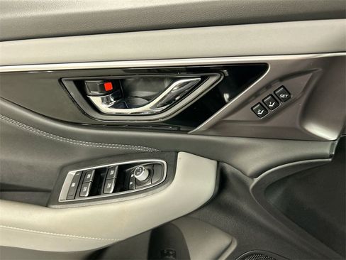 Used 2025 Subaru Outback Limited w/ Popular Package #2 image 11