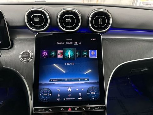 Used 2025 Mercedes-Benz C 300 Sedan image 14