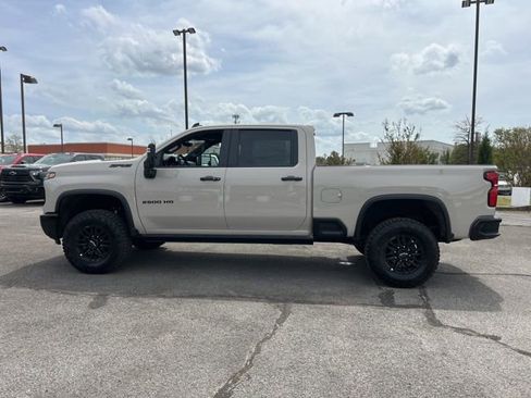 New 2026 Chevrolet Silverado 2500 ZR2 w/ LPO, Dark Essentials Package image 6