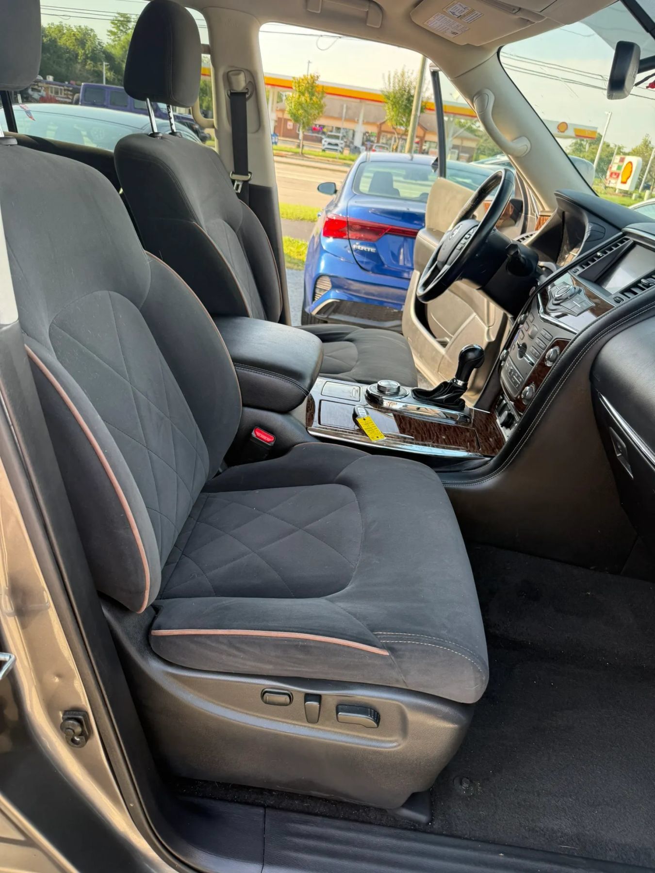 Used 2019 Nissan Armada SV w/ Driver Package AWD/4WD image 22