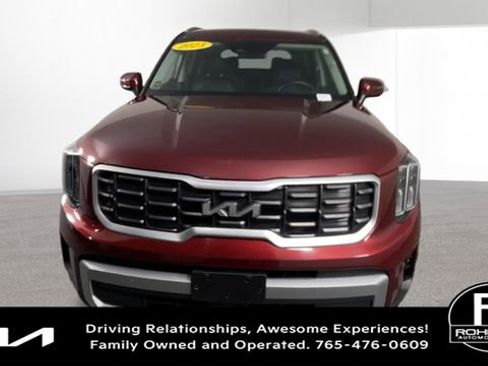 Certified 2023 Kia Telluride S w/ S Sunroof Package image 3