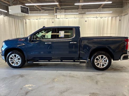 Used 2023 Chevrolet Silverado 1500 LTZ w/ LTZ Premium Package AWD/4WD image 2