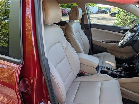 Used 2018 Hyundai Tucson SEL Plus AWD/4WD image 12