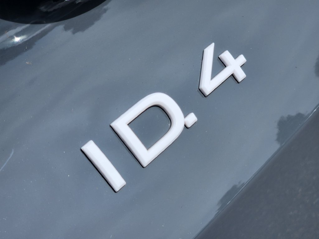 Certified 2023 Volkswagen ID.4 Pro AWD/4WD image 8