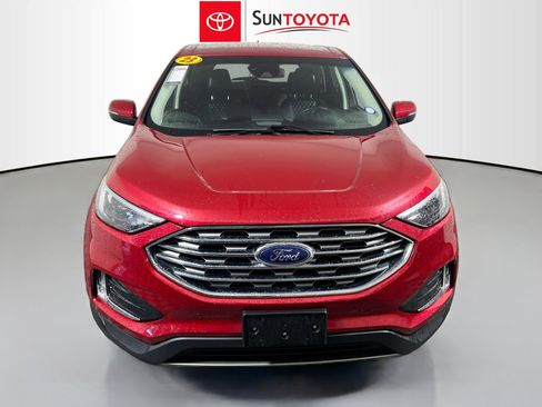 Used 2023 Ford Edge Titanium image 10