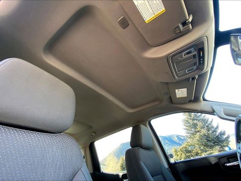 Used 2019 Chevrolet Silverado 1500 Custom w/ Custom Value Package image 22