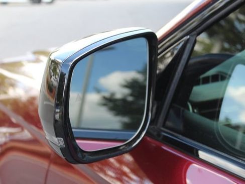 Used 2025 Jeep Grand Cherokee L Limited w/ Black Appearance Package image 13