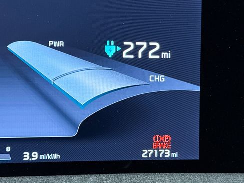 Used 2022 Kia EV6 Wind image 37