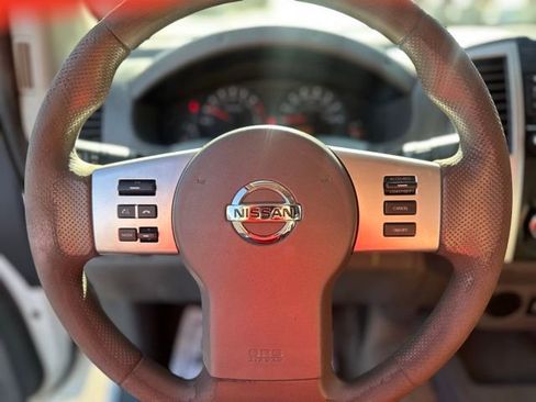 Used 2018 Nissan Frontier S image 4