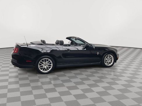 Used 2012 Ford Mustang Premium RWD image 32