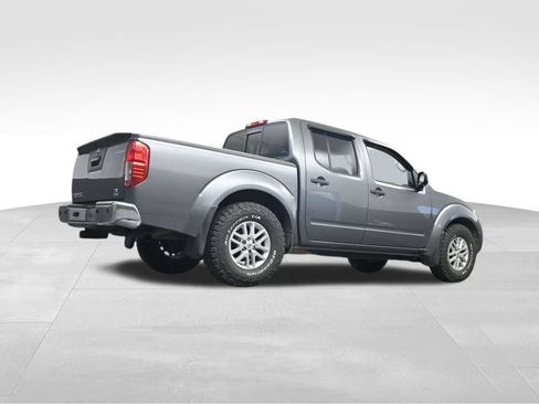 Used 2017 Nissan Frontier SV w/ SV Value Truck Package RWD image 19