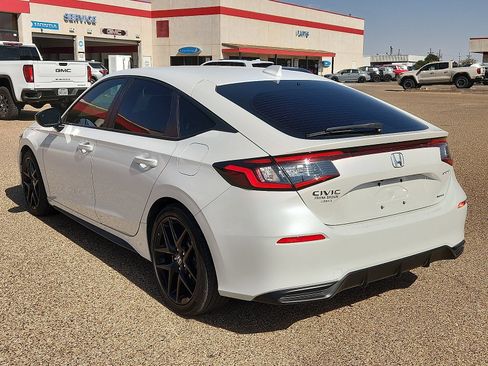 Used 2025 Honda Civic Sport image 3