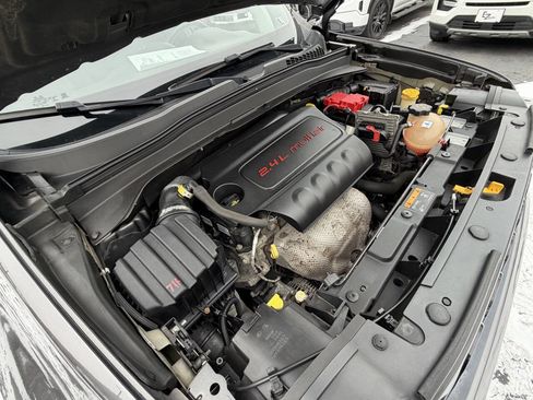 Used 2018 Jeep Renegade Altitude image 34