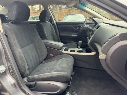 Used 2015 Nissan Altima 2.5 S w/ Power Driver Seat Package image 18