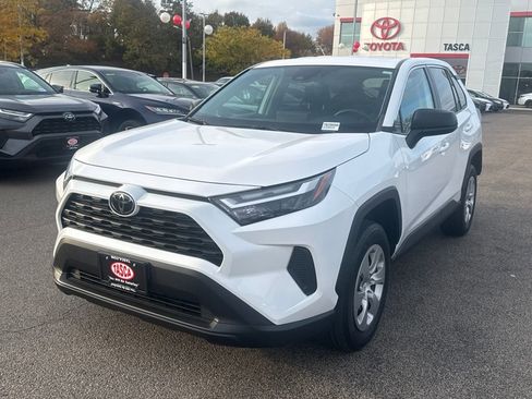 Used 2023 Toyota RAV4 LE image 3