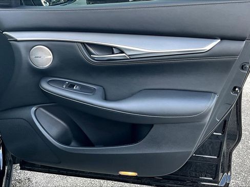 Certified 2023 INFINITI QX55 Essential image 23