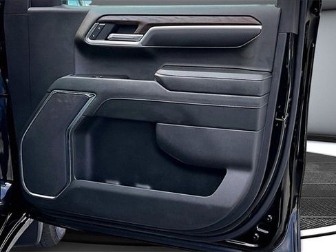 Used 2025 GMC Sierra 1500 SLT image 29