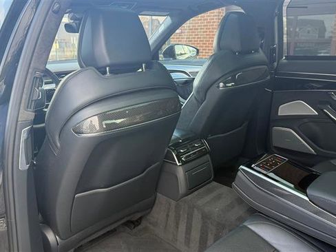 Used 2020 Audi S8 L image 39