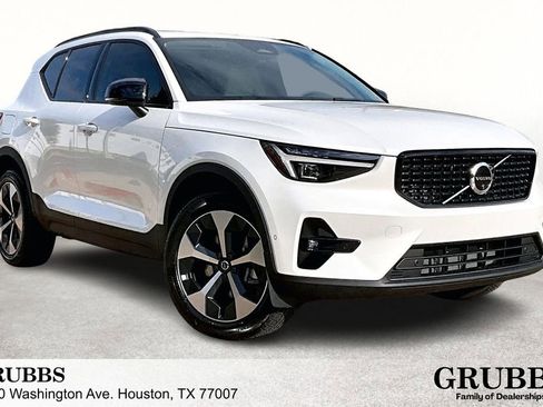 New 2026 Volvo XC40 B5 Plus w/ Protection Package Premier image 1