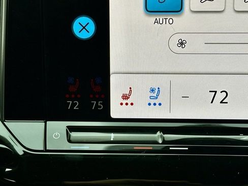 New 2026 Volkswagen Atlas SE image 24