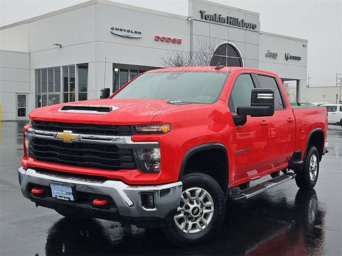 Used 2024 Chevrolet Silverado 2500 LT w/ All Star Edition image 2