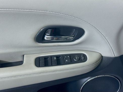 Used 2016 Honda HR-V EX-L image 24