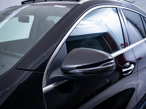 Certified 2025 Mercedes-Benz GLA 250 4MATIC image 16