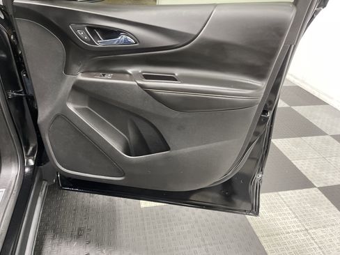 Used 2021 Chevrolet Equinox Premier w/ Redline Edition image 25
