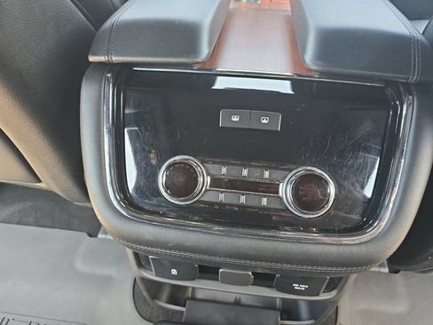 Used 2019 Lincoln Navigator L Reserve AWD/4WD image 13