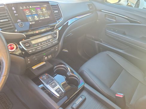 Used 2022 Hyundai Kona SE image 35