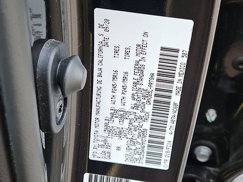 Used 2021 Toyota Tacoma SR5 AWD/4WD image 27