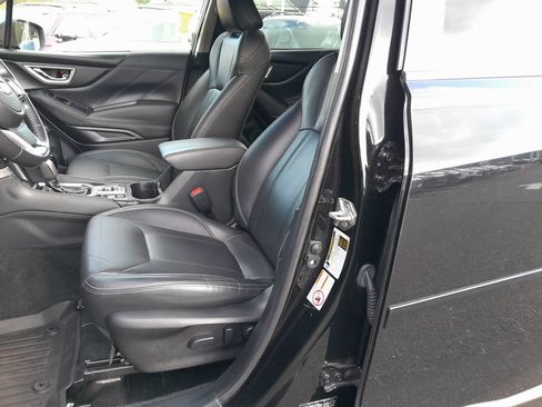 Used 2019 Subaru Forester Limited AWD/4WD image 14